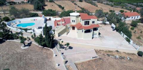 Vila T4 em Lagoa, Algarve