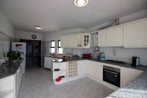 Vila T4 em Lagoa, Algarve