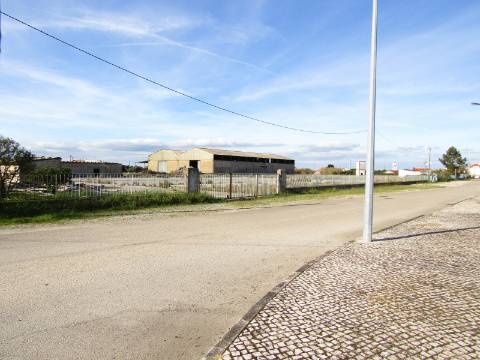 LOTEAMENTO PARA CONSTRUÇÃO EM ÁREA NOBRE - 31840 M2