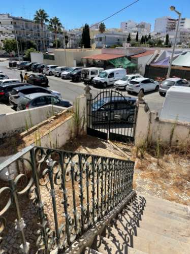 Moradia T6 em Olhão