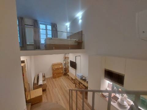 Loft novo T1 +T0 em Gaia, junto ao Douro