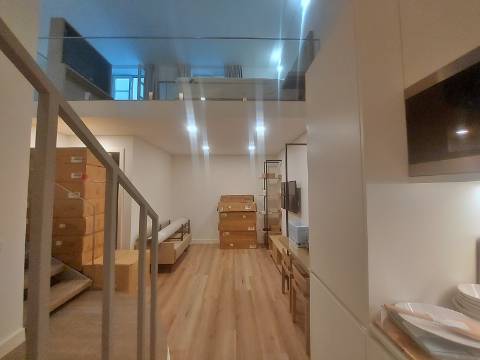 Loft novo T1 +T0 em Gaia, junto ao Douro