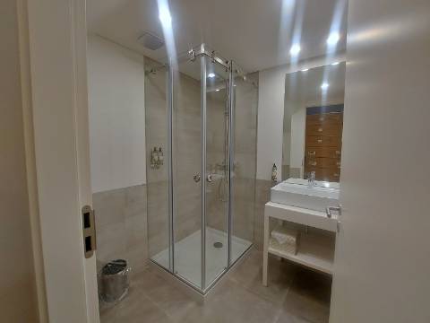 Loft novo T1 +T0 em Gaia, junto ao Douro