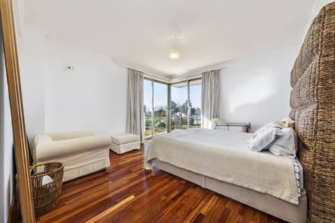 Moradia T4 com vista mar em Alvor