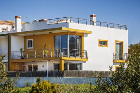 Moradia T4 com vista mar em Alvor