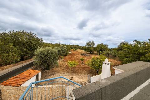 Moradia com 3 quartos em Bordeira - Santa Bárbara de Nexe