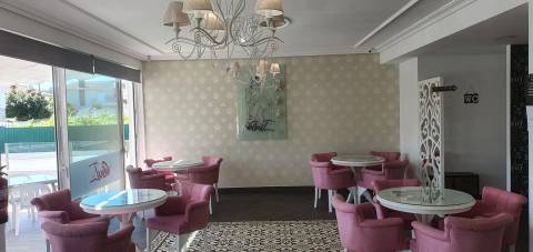 Moradia com espaço comercial em Viana do Castelo - oportunidade de investimento