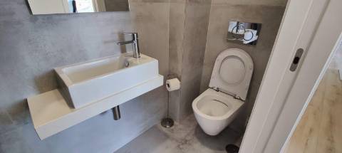 Excelente apartamento T2 Novo em condomínio fechado com Piscina e lugar de garagem.