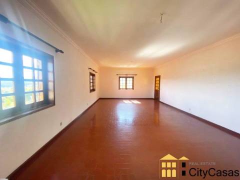 Quinta de 3060 m2 com Moradia T5 | Roriz, Santo Tirso