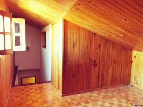 Quinta de 3060 m2 com Moradia T5 | Roriz, Santo Tirso