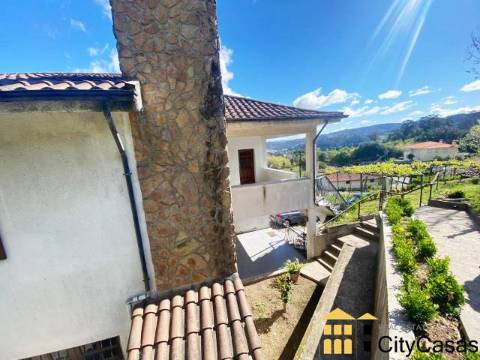 Quinta de 3060 m2 com Moradia T5 | Roriz, Santo Tirso