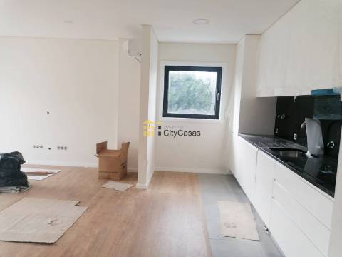 Andar-Moradia T3+1 Novo em Baguim