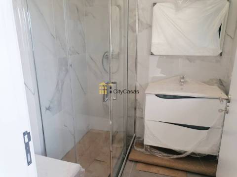 Andar-Moradia T3+1 Novo em Baguim