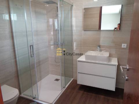 Moradia Nova de 4 Frentes | Valongo