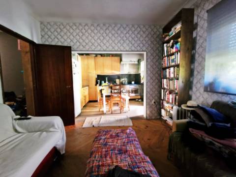 Moradia Bifamiliar (T3+T3) com Terreno | Valongo