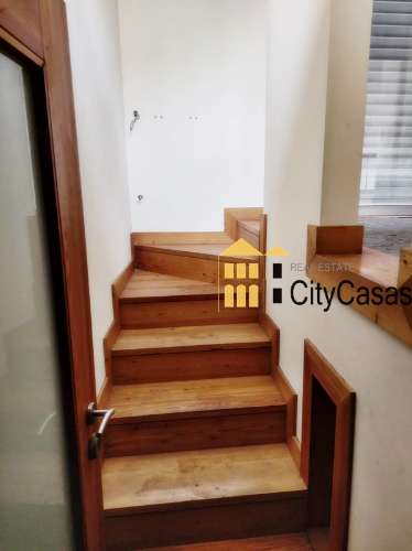 Moradia T4 c/ Terreno (Oferta de Escritura)