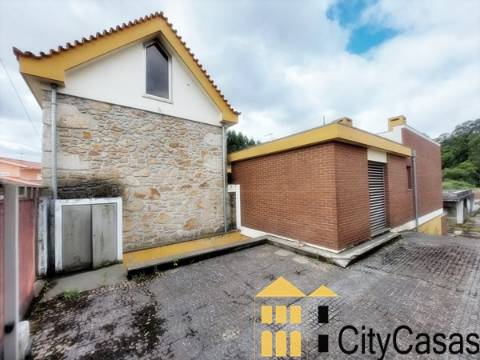 Moradia T4 c/ Terreno (Oferta de Escritura)