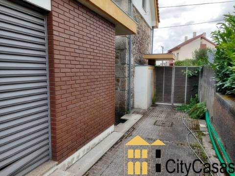 Moradia T4 c/ Terreno (Oferta de Escritura)