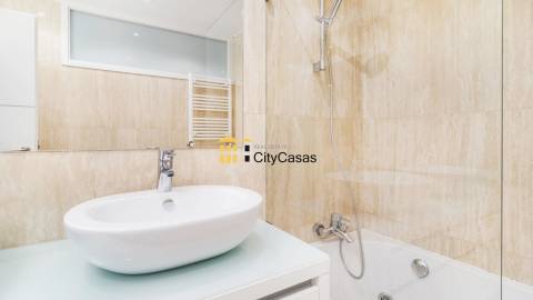 Moradia T4+1 Nova junto à Praia