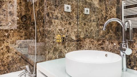 Moradia T4+1 Nova junto à Praia