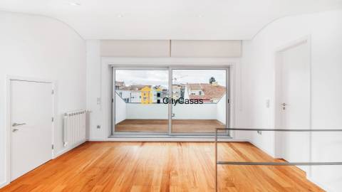 Moradia T4+1 Nova junto à Praia