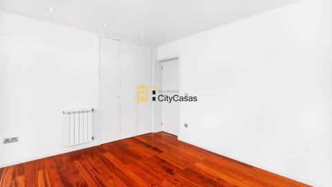 Moradia T4+1 Nova junto à Praia