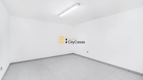 Moradia T4+1 Nova junto à Praia