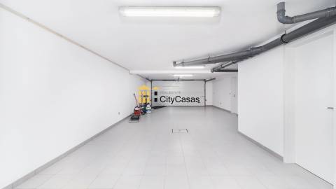 Moradia T4+1 Nova junto à Praia