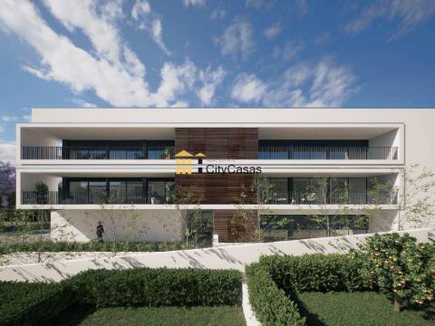 T3+1 Novo c/ Terraço e Box | Condomínio Fechado c/ Piscina