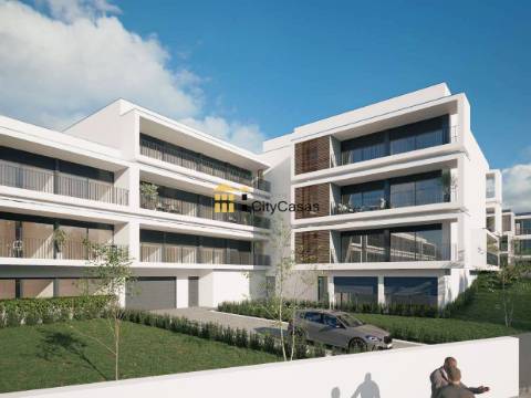 T3+1 Novo c/ Terraço e Box | Condomínio Fechado c/ Piscina