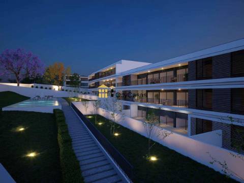 T3+1 Novo c/ Terraço e Box | Condomínio Fechado c/ Piscina