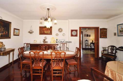 T3 com Terraço e 2 L. Garagem na Areosa