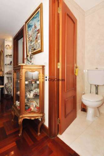 T3 com Terraço e 2 L. Garagem na Areosa