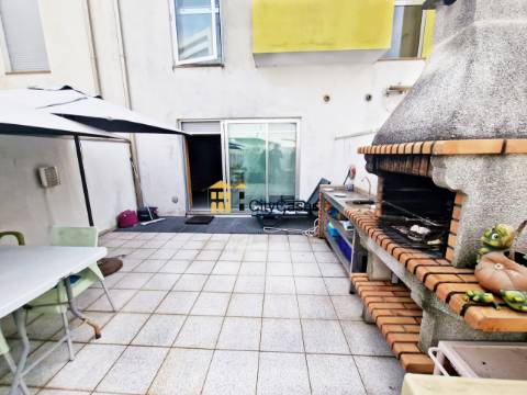 Moradia T3+1 em Folgosa, Maia