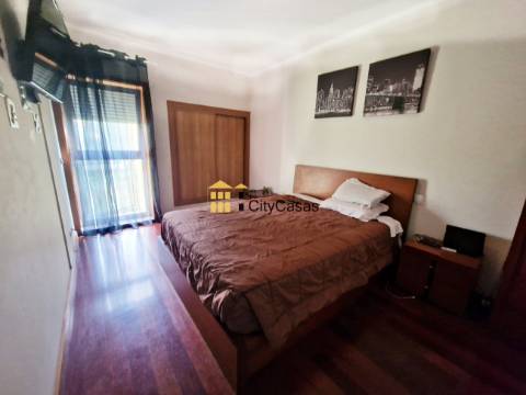 Moradia T3+1 em Folgosa, Maia