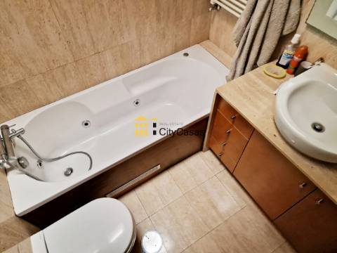 Moradia T3+1 em Folgosa, Maia