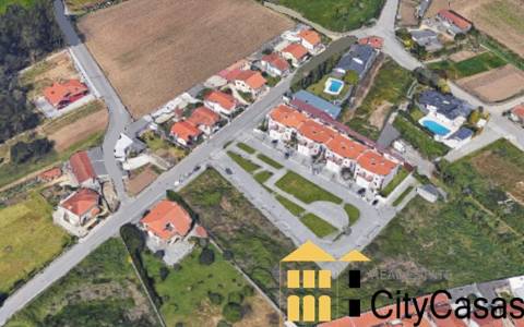 Lote c/ Projeto p/ Moradia T4 | Castêlo da Maia