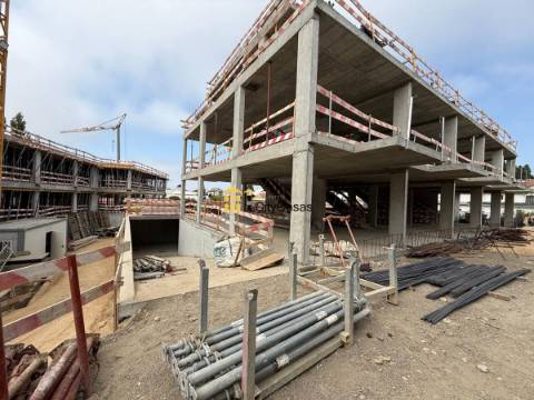 Moradia T4 | Próxima ao Rio Douro e ao Mar