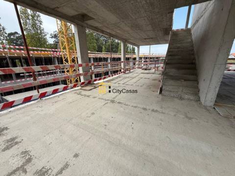 Moradia T4 | Próxima ao Rio Douro e ao Mar