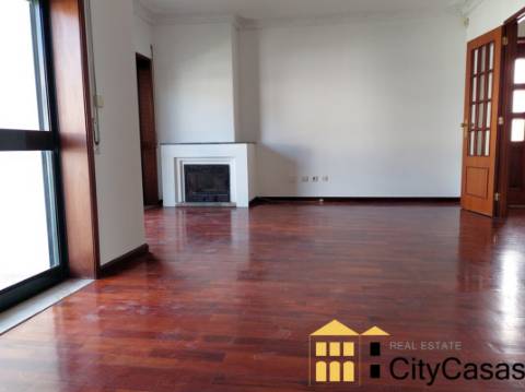 Moradia no Centro da Maia