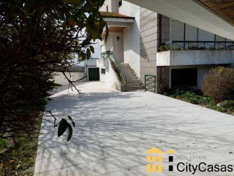 Moradia no Centro da Maia