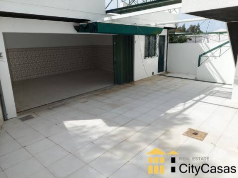 Moradia no Centro da Maia