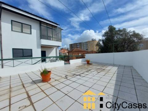 Moradia no Centro da Maia