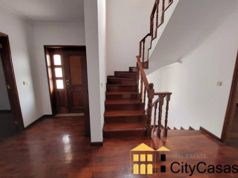 Moradia no Centro da Maia