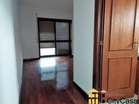 Moradia no Centro da Maia