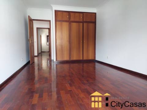 Moradia no Centro da Maia