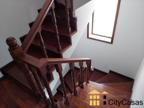 Moradia no Centro da Maia