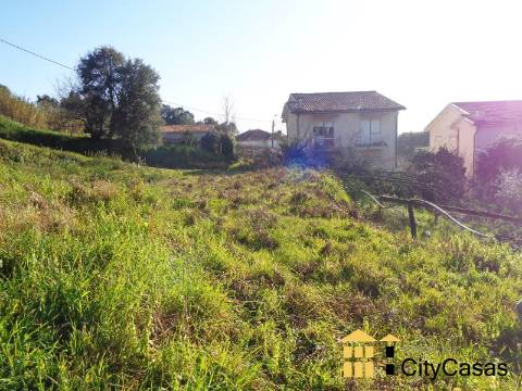 Terreno para Construção com 752 m2