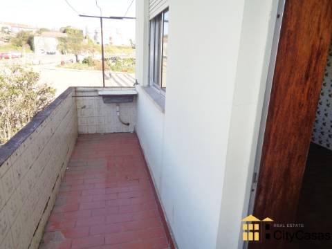 Moradia Bifamiliar T6+2 em Rio Tinto