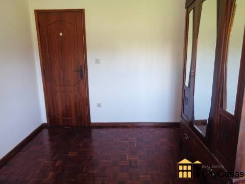 Moradia Bifamiliar T6+2 em Rio Tinto